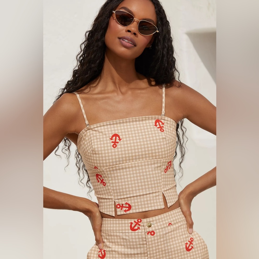 Anthropologie CELANDINE SMOCKED BANDEAU TOP
Style No. 4145264840052 Tan Size:  S
